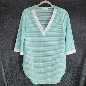 Francesca’s Mint Green Lace Trim V Neck Blouse S/M Striped Stretch Top